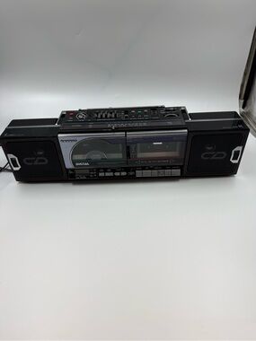 Vintage Sanyo Mc-d40 Portable Cd Radio cassette Recorder 1986 Radio Works Fixer